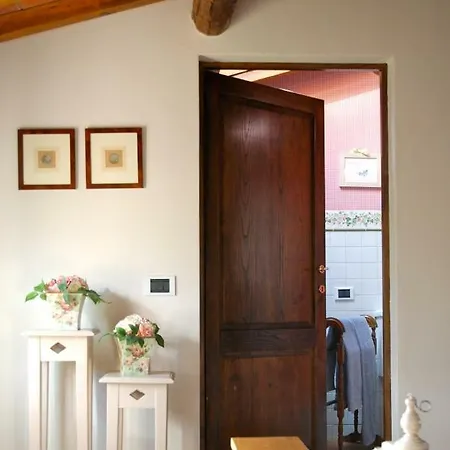 Con Patio Privato E Giardino Tra Pisa E Firenze Palaia