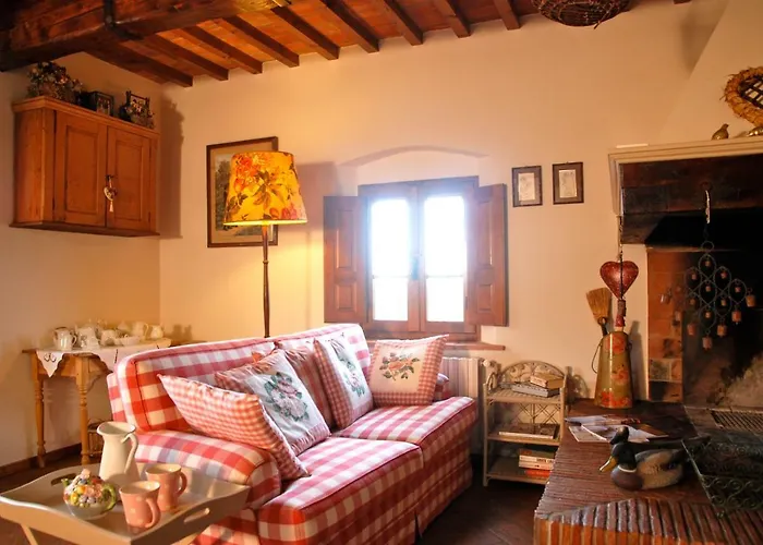 Con Patio Privato E Giardino Tra Pisa E Firenze Apartman *